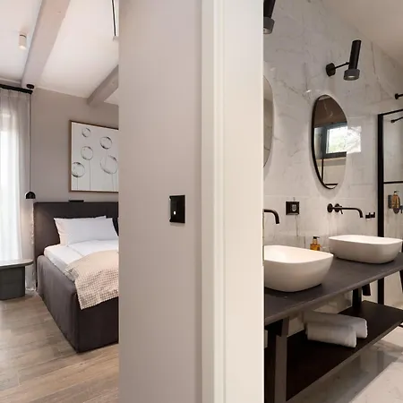 Ursaria - Deluxe Istrian Escape